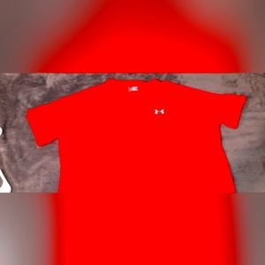 Under armour moisture wicking t shirt